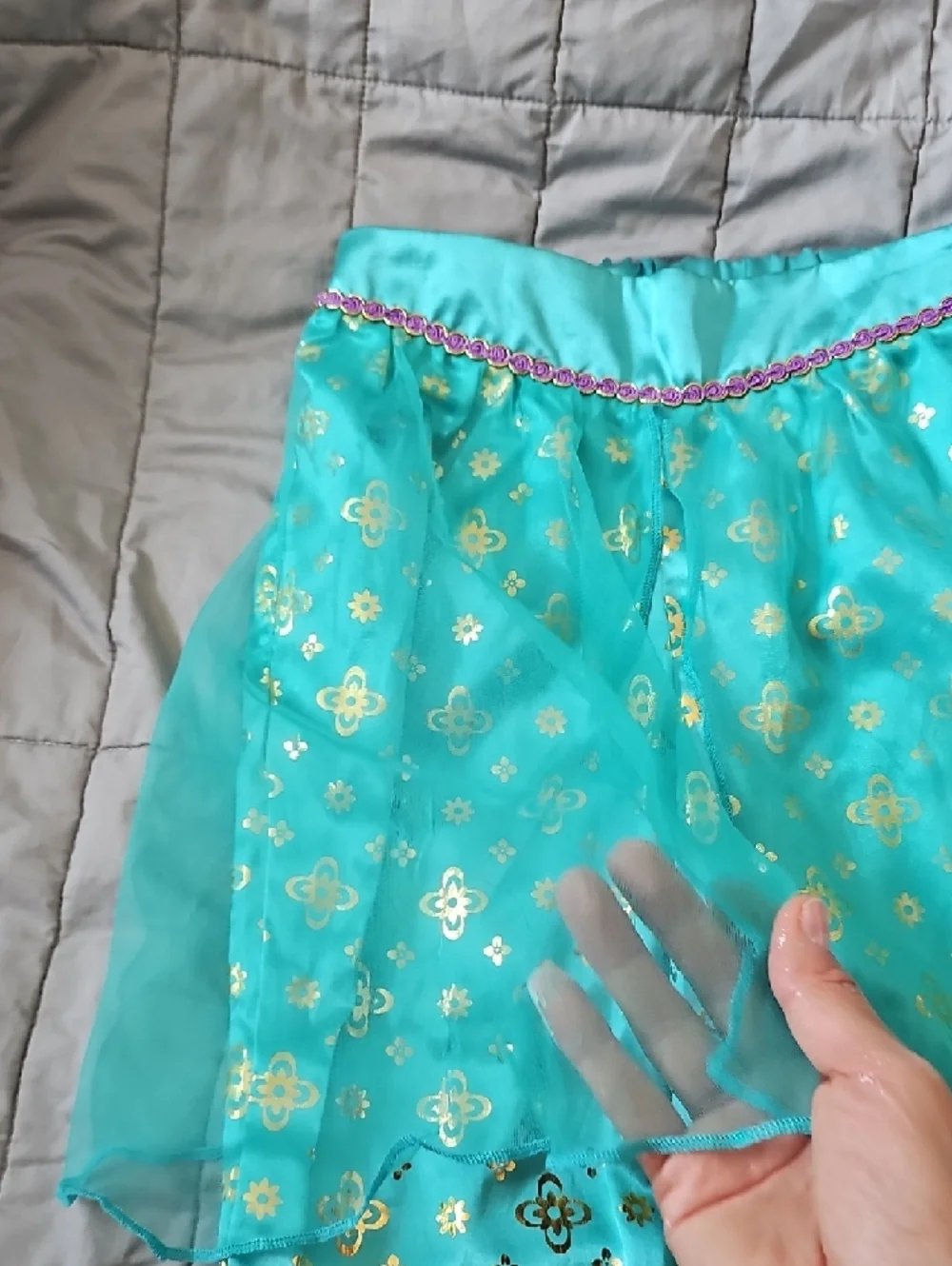 Moving Sale! Girls Jasmine Teal Princess Costume Set with Gold Accents - Picture 5 of 6